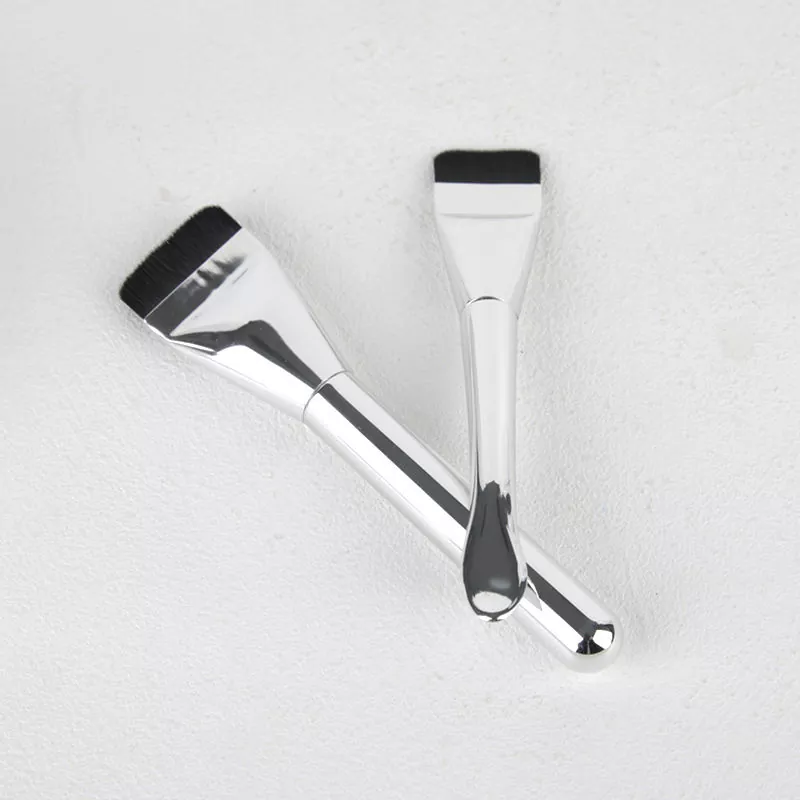 Tonal Kremli Tək Makiyaj Fırçaları